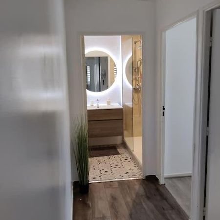 Апартаменты App 5 Pers, Parking, 3Mn Rer A, 40 Mn Du Centre De Paris, Cergy Le Haut Экстерьер фото