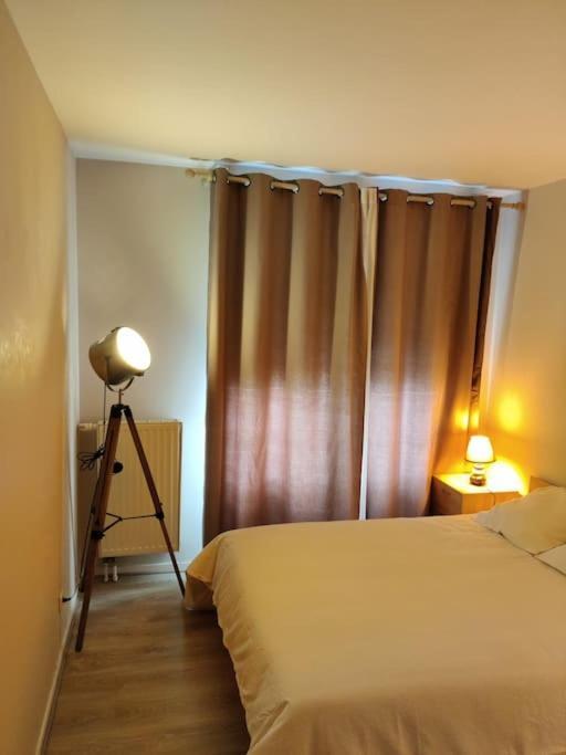 Апартаменты App 5 Pers, Parking, 3Mn Rer A, 40 Mn Du Centre De Paris, Cergy Le Haut Экстерьер фото
