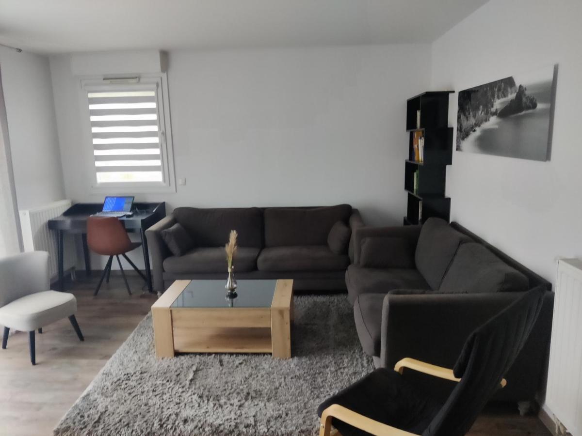 Апартаменты App 5 Pers, Parking, 3Mn Rer A, 40 Mn Du Centre De Paris, Cergy Le Haut Экстерьер фото